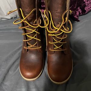 New never worn womens timberland booties